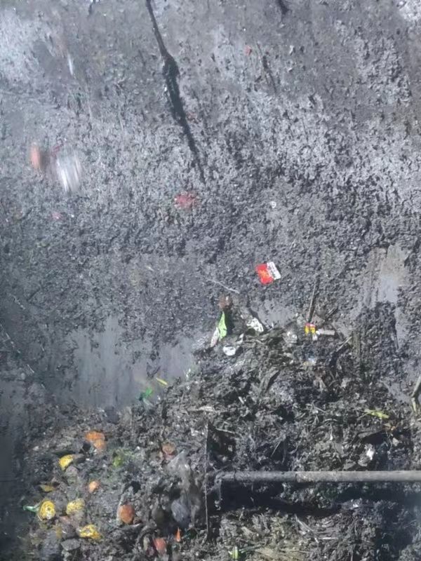 布尔津污水池清理